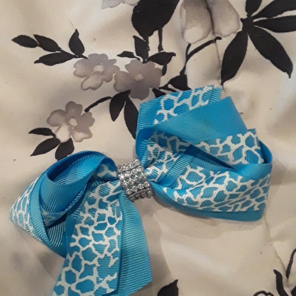 Bow